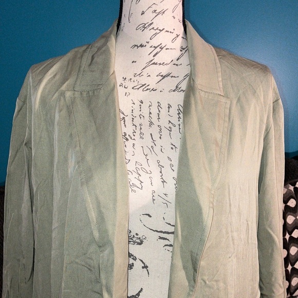 Zara Flowy Open Trench Coat, Small - Picture 2 of 6